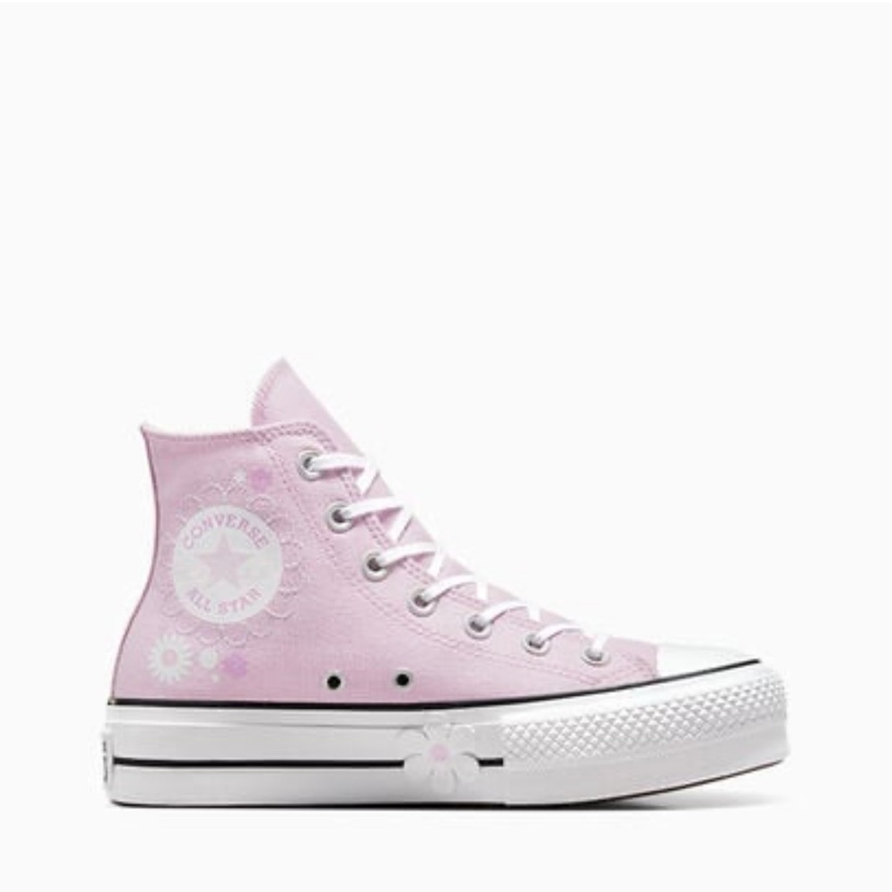NWOT pink platform converse all stars